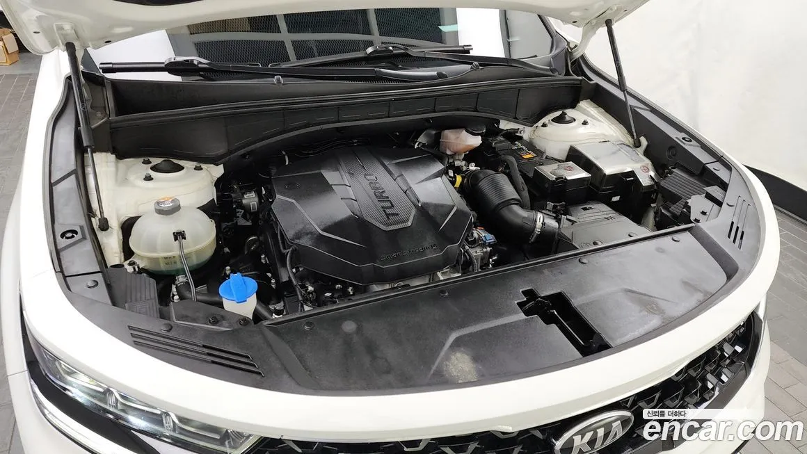 Kia Sorento — фото 9