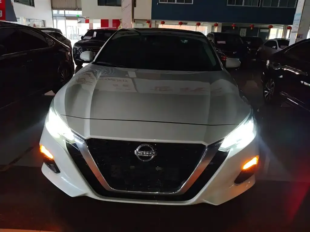 Nissan Teana 2022 из CN, фото 4
