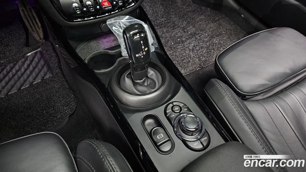 Mini Clubman 2024 из KR, фото 10