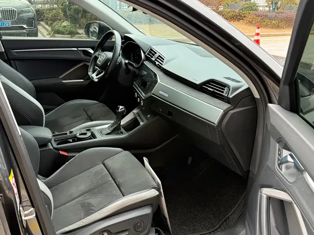 Audi Q3 2022 из CN, фото 3