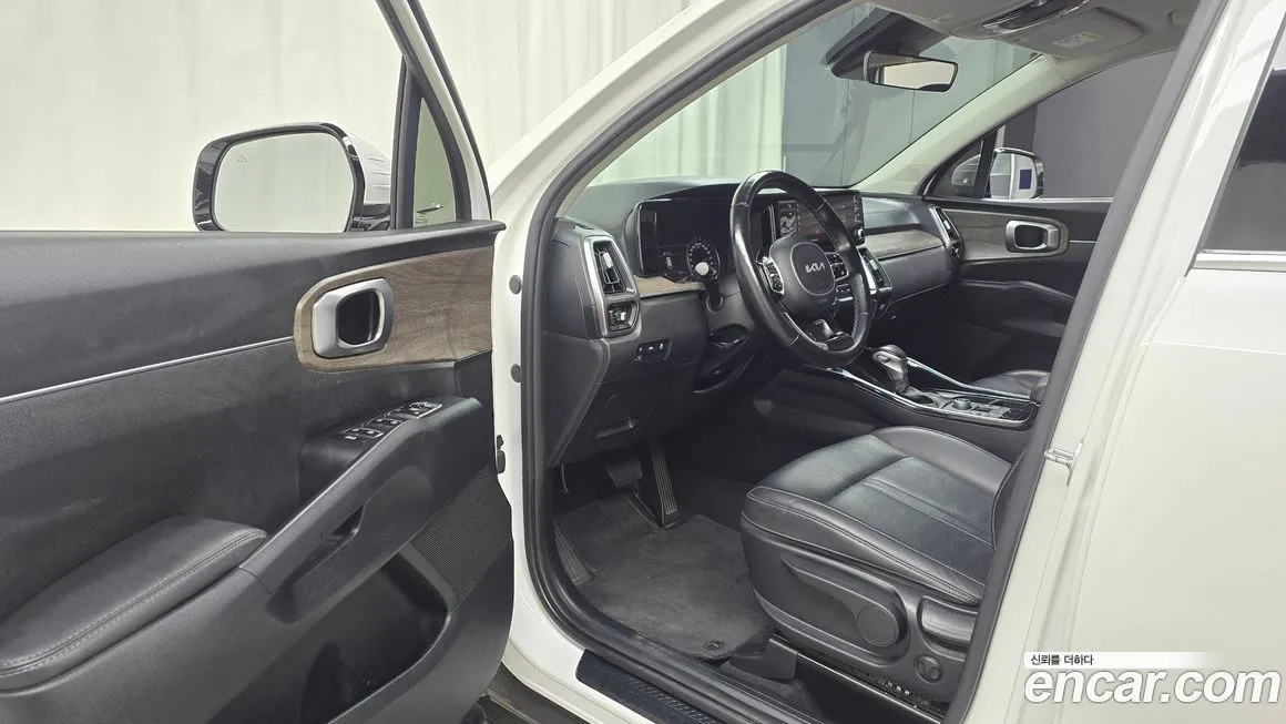 Kia Sorento — фото 4