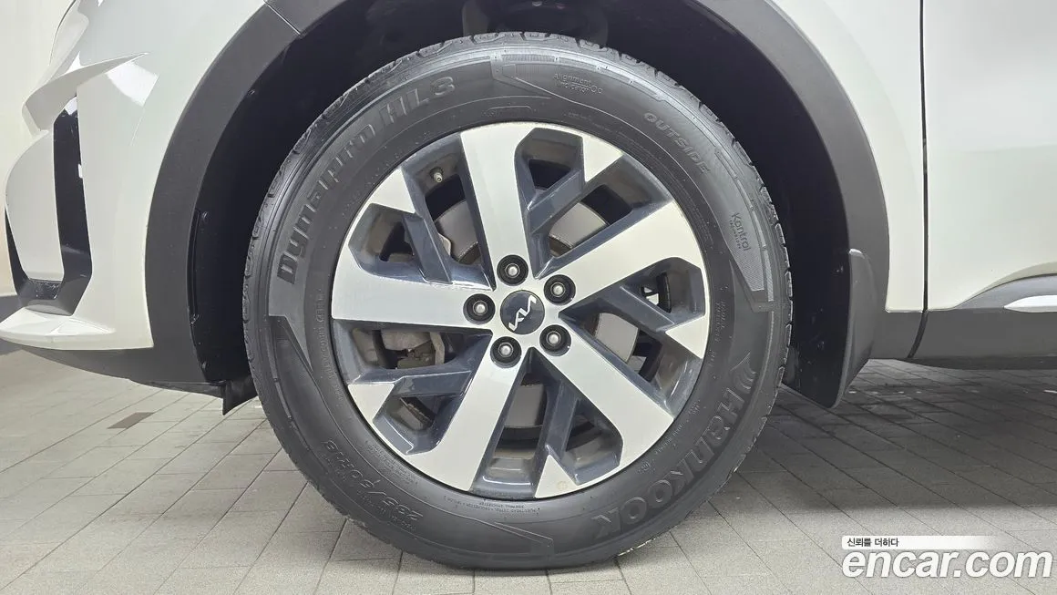 Kia Sorento — фото 3