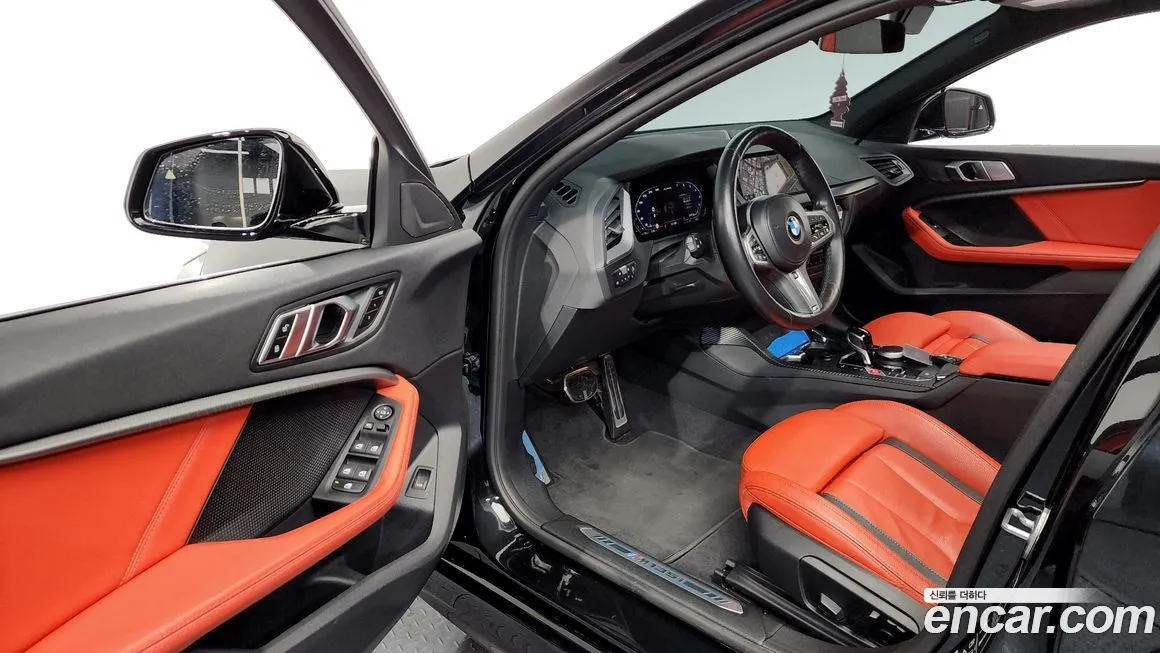 BMW 1-Series 2023 из KR, фото 3