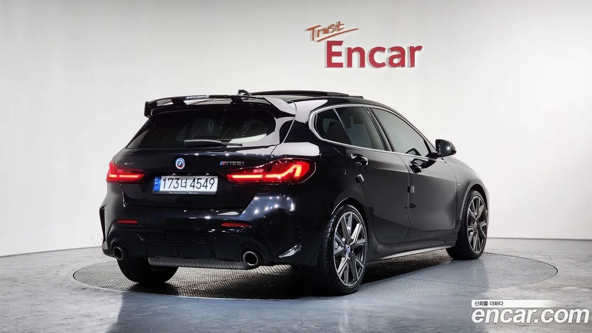 BMW 1-Series 2023 из KR, фото 8