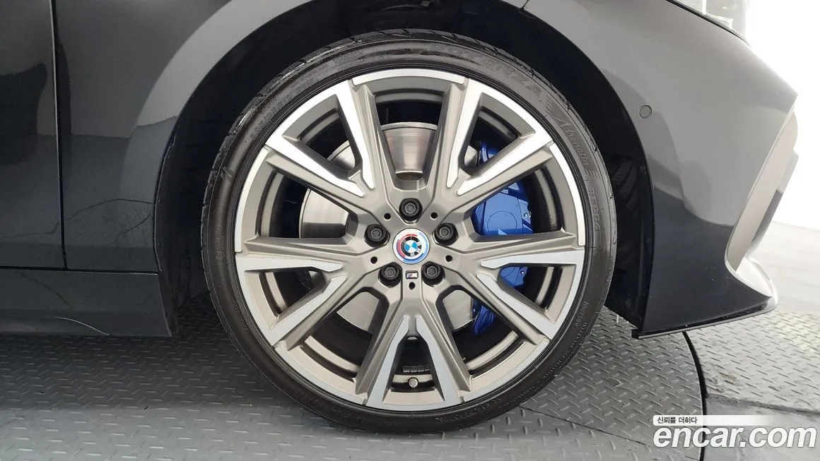 BMW 1-Series 2023 из KR, фото 10
