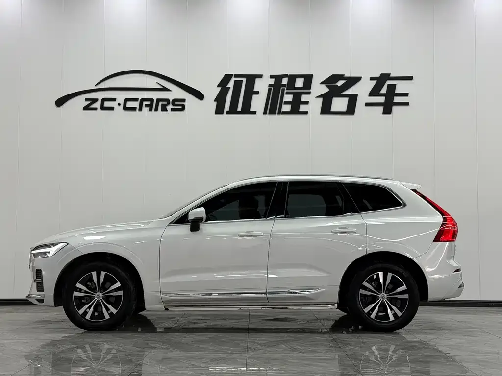 Volvo XC60 2023 из CN, фото 6