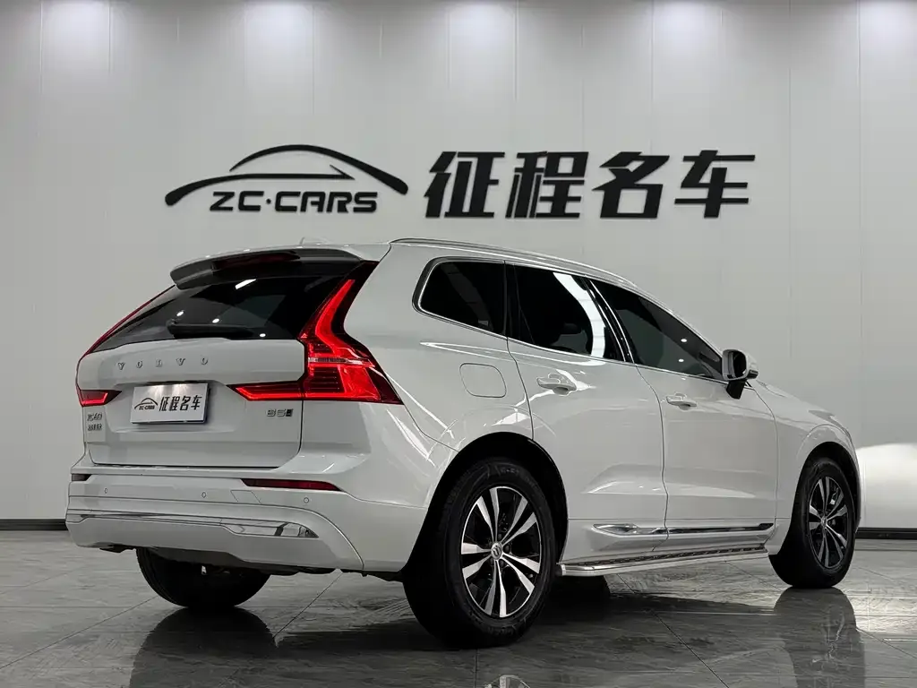 Volvo XC60 2023 из CN, фото 9