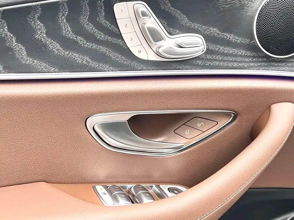 Mercedes-Benz E-Class (Import) — фото 10