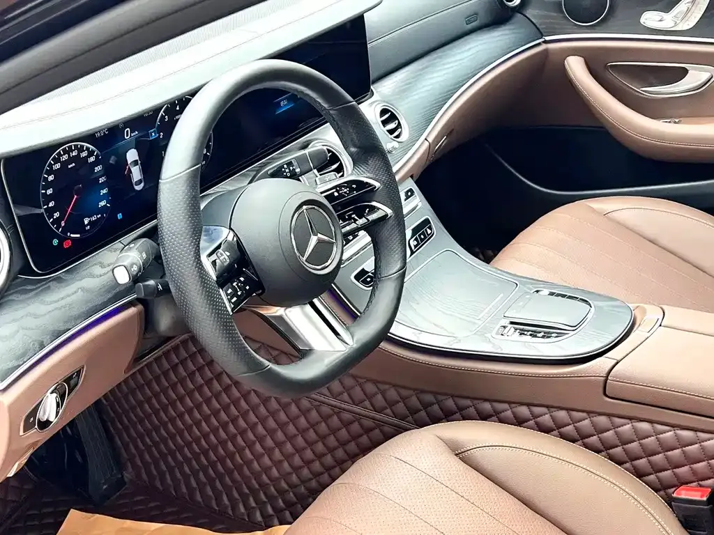 Mercedes-Benz E-Class (Import) — фото 7