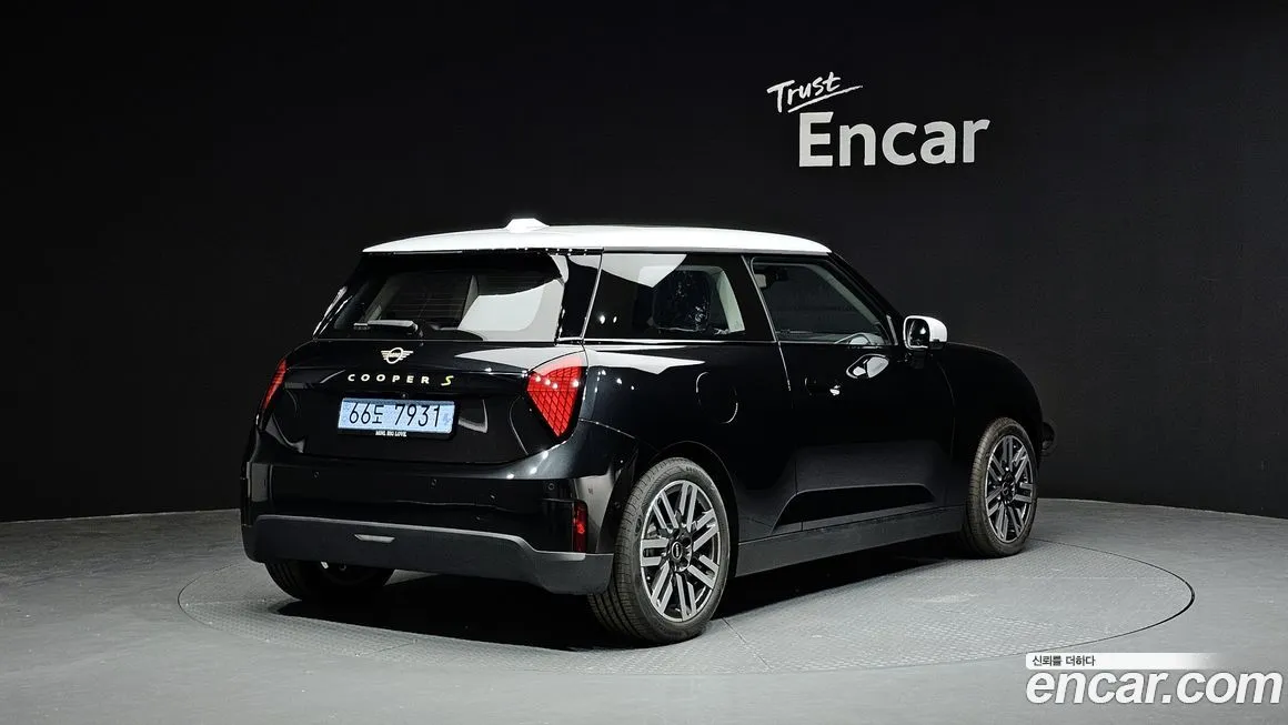 Mini Cooper 2024 из KR, фото 6