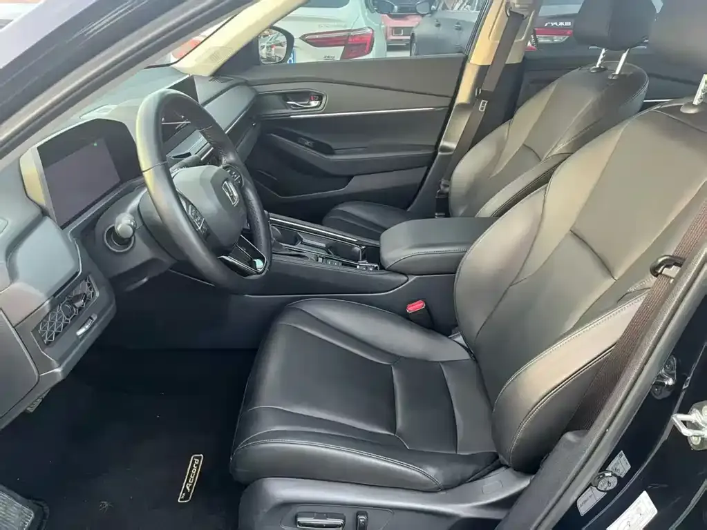Honda Accord 2025 из CN, фото 4
