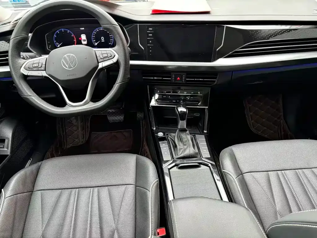 Volkswagen Passat — фото 5