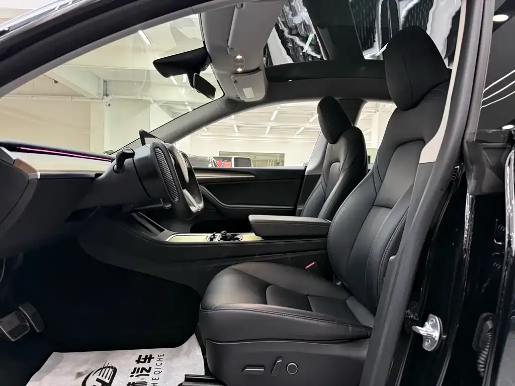 Tesla Model Y 2023 из CN, фото 6