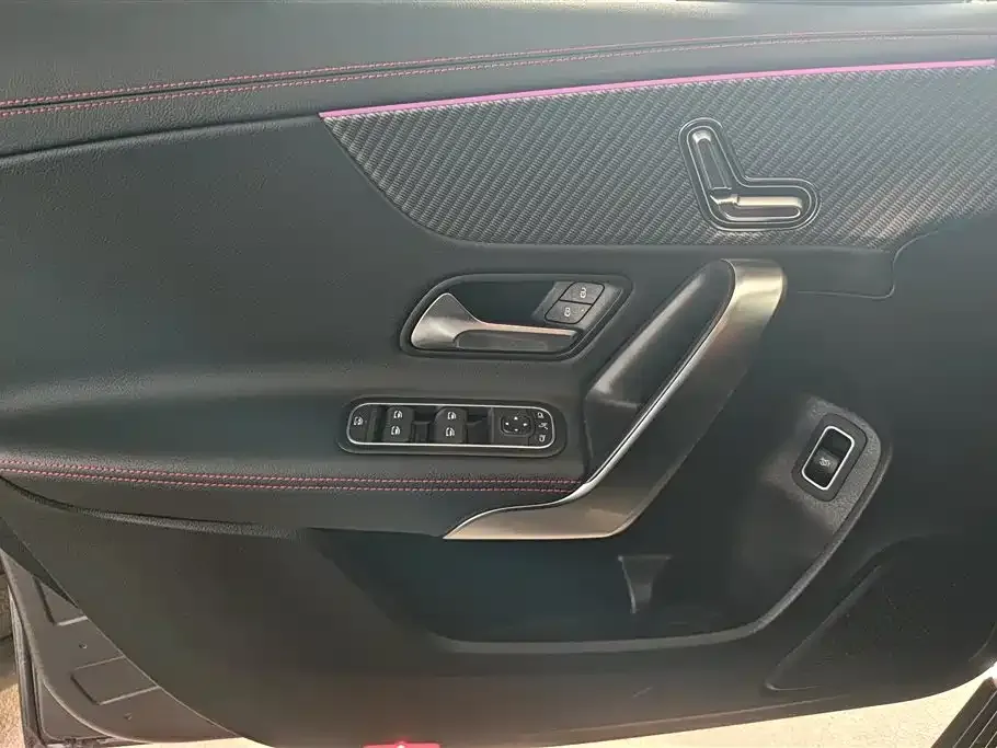 Mercedes-Benz A-Class 2023 из CN, фото 10