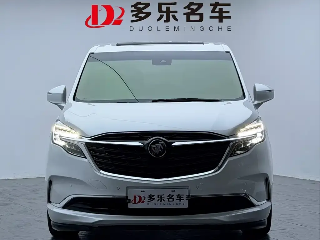 Buick GL8 2021 из CN, фото 2