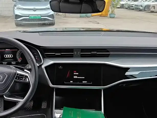 Audi A7L 2024 из CN, фото 2