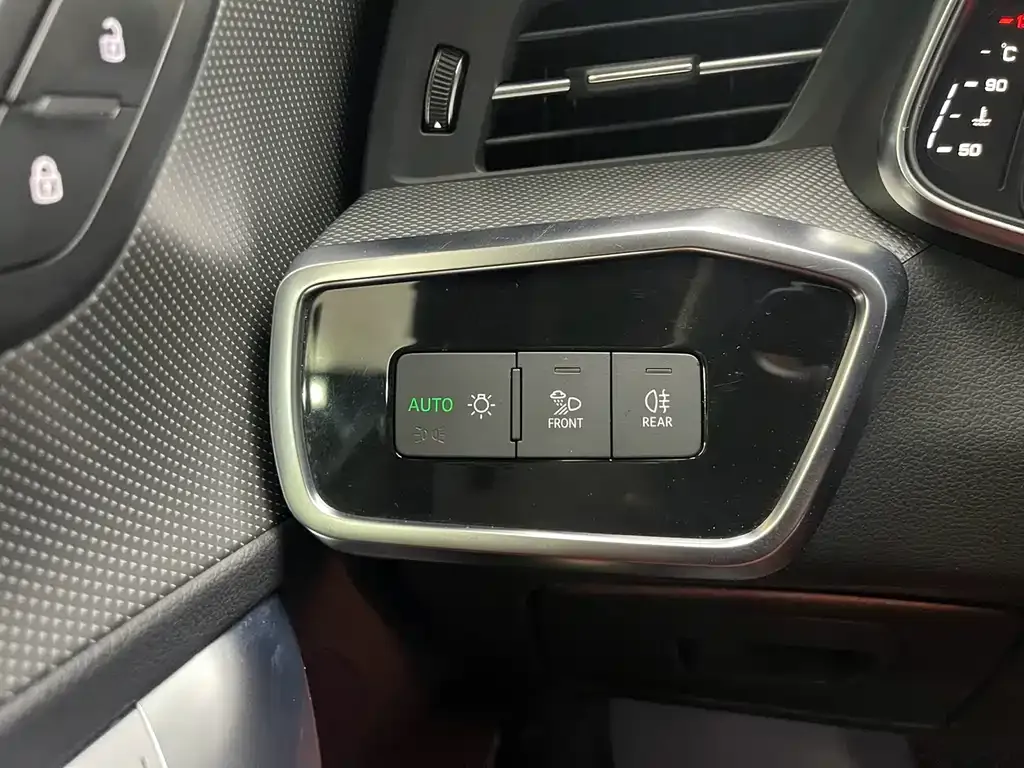 Audi A7L 2024 из CN, фото 10