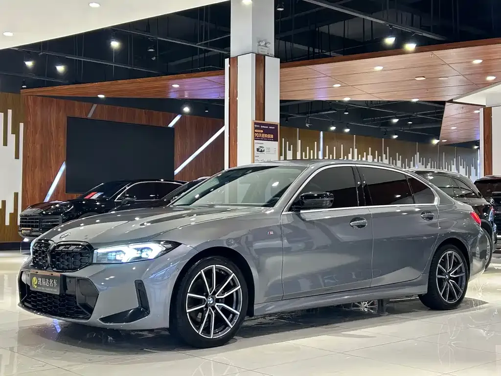 BMW 3 Series 2023 из CN, фото 1