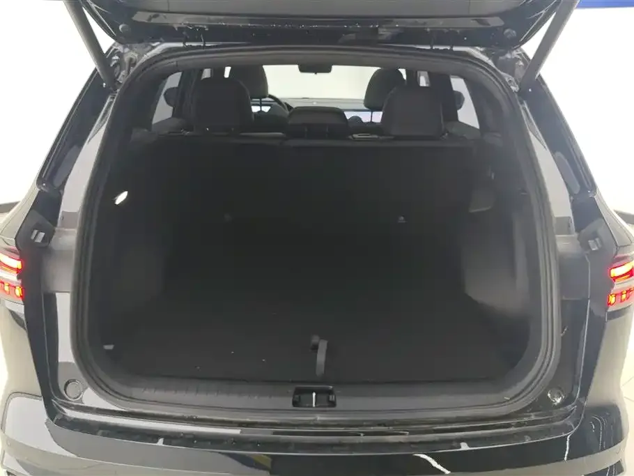 Geely Xingyue L 2025 из CN, фото 10