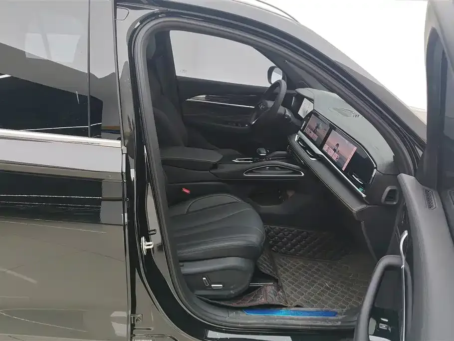 Geely Xingyue L 2025 из CN, фото 2