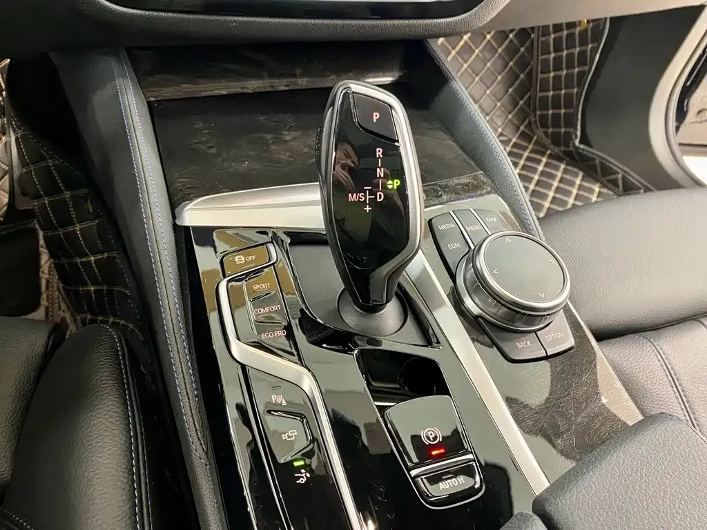 BMW 6 Series GT 2025 из CN, фото 3