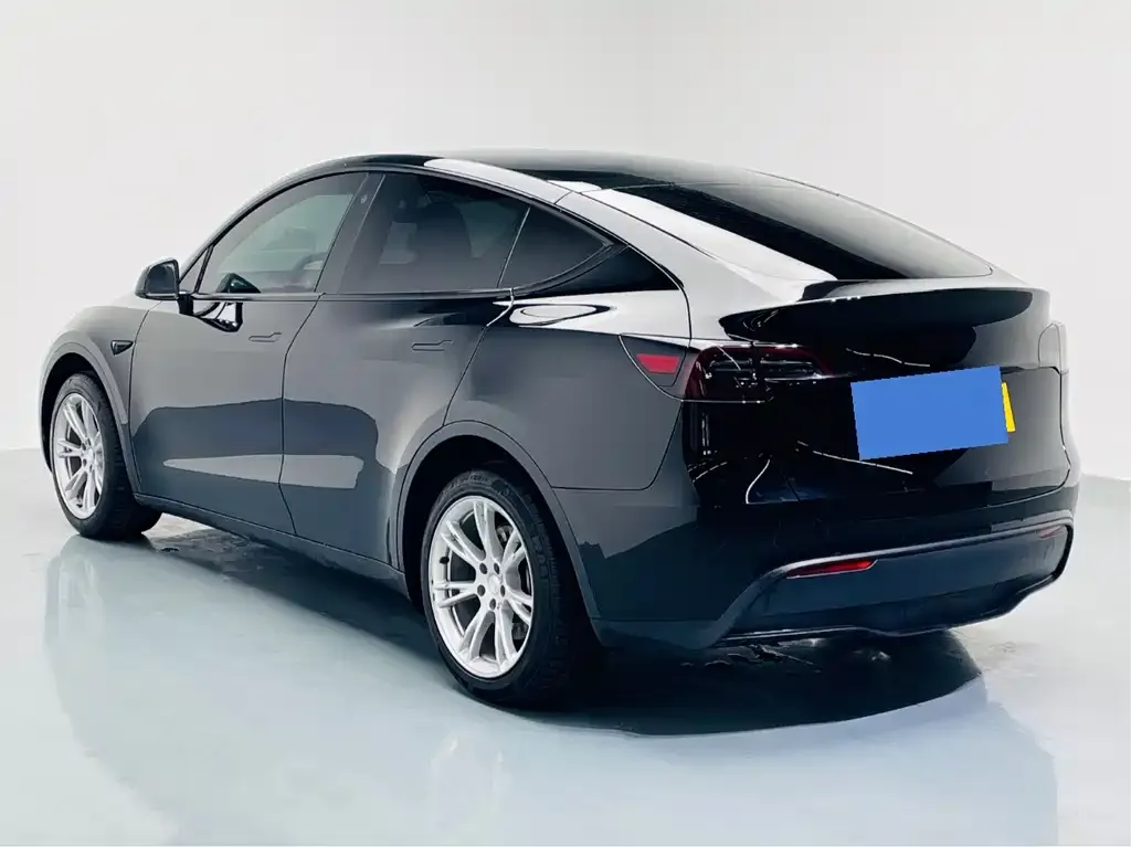 Tesla Model Y 2023 из CN, фото 4