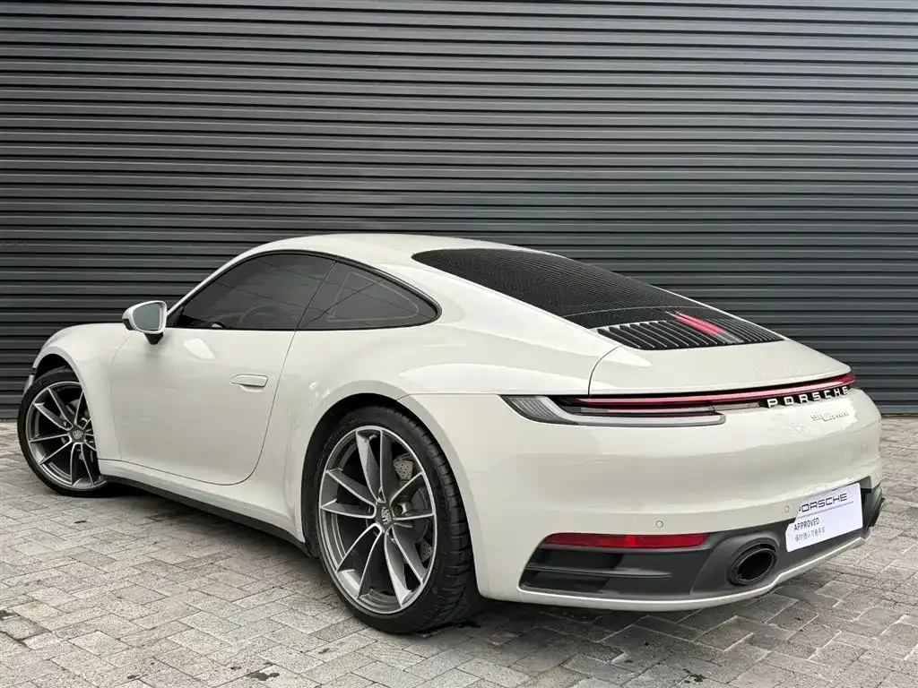 Porsche 911 — фото 6