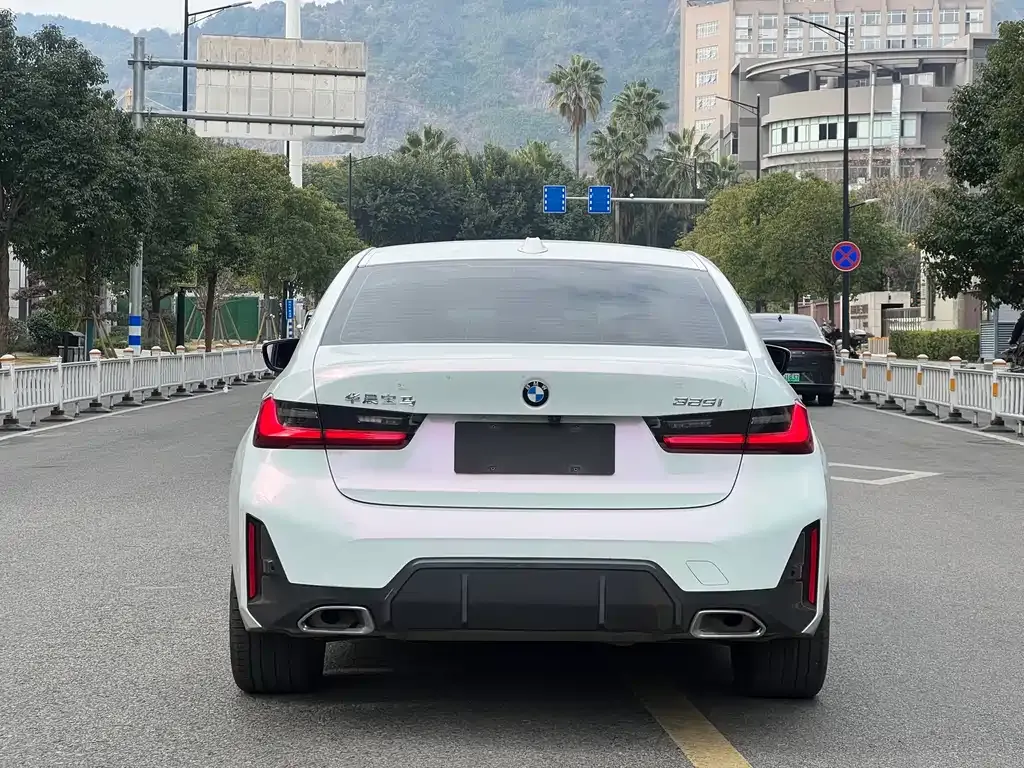 BMW 3 Series 2024 из CN, фото 3