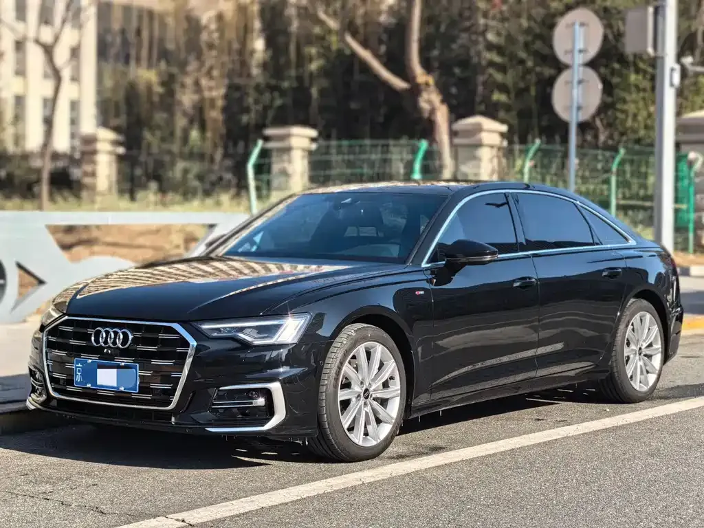 Audi A6L 2024 из CN, фото 1