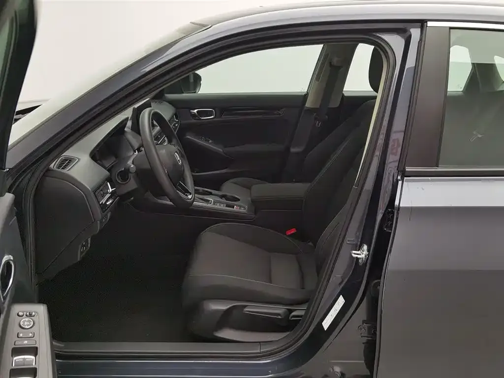 Honda Civic 2023 из CN, фото 10