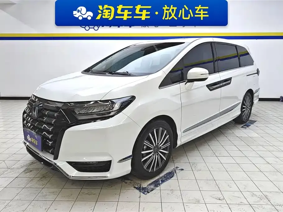 Honda Elysion 2023 из CN, фото 1