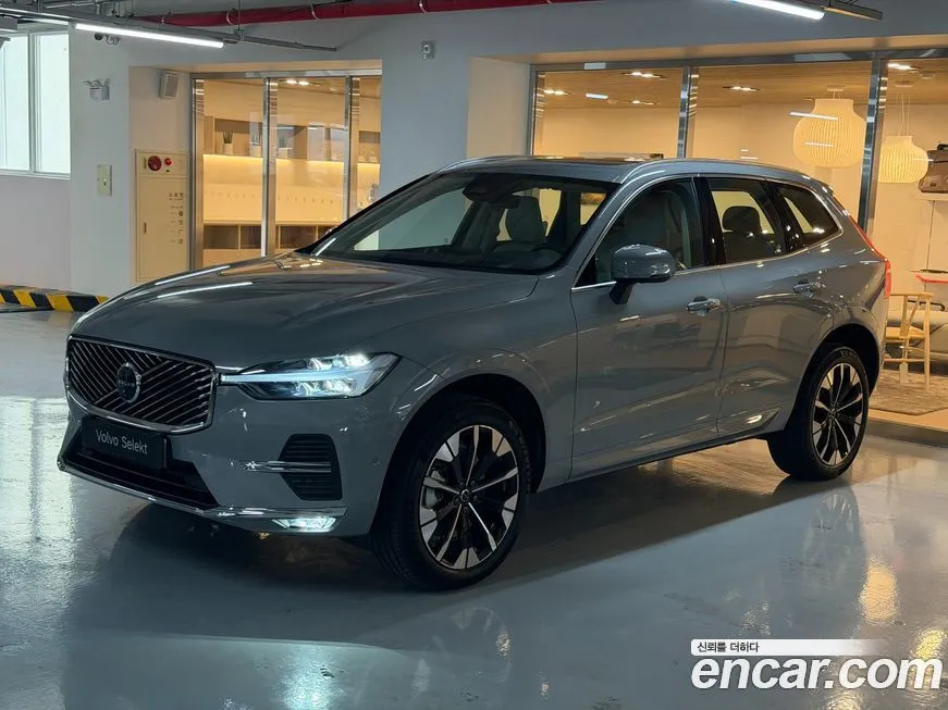 Volvo XC60 — фото 1