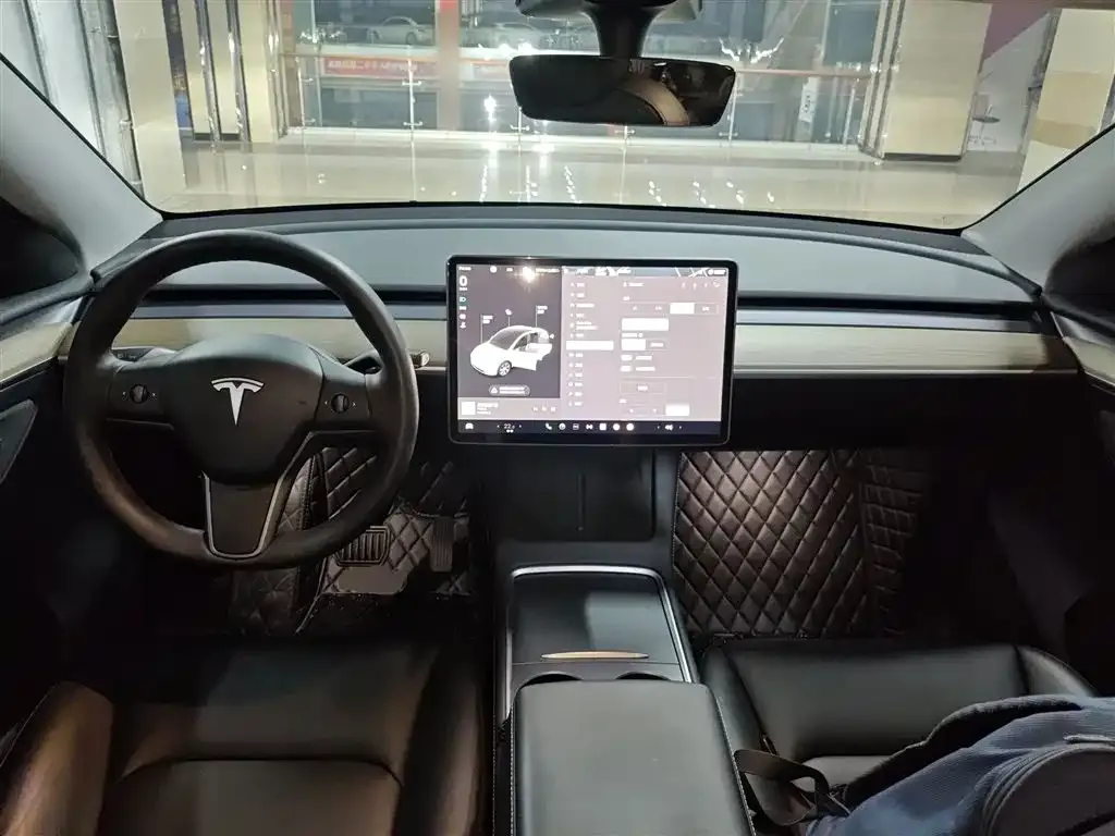 Tesla Model Y 2022 из CN, фото 10