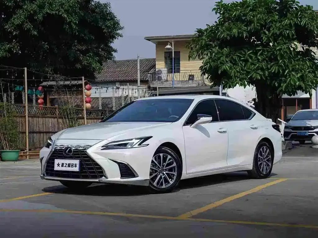 Lexus ES 2025 из CN, фото 1