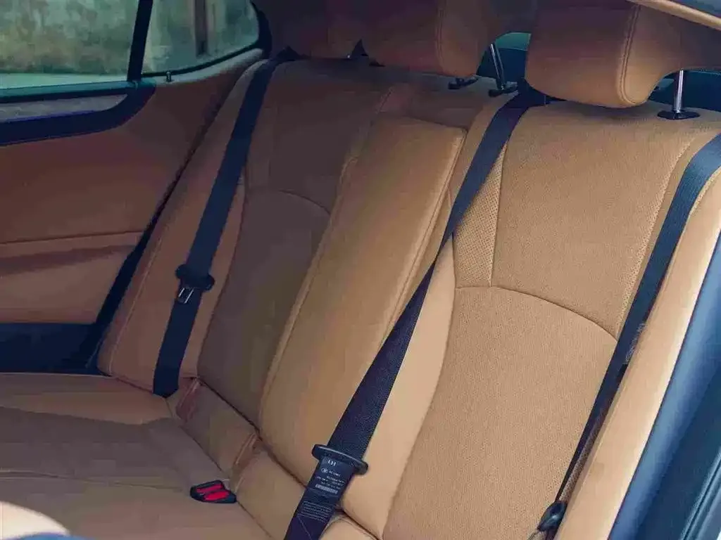 Lexus ES 2025 из CN, фото 4