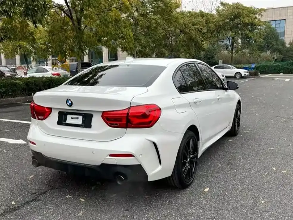 BMW 1 Series 2022 из CN, фото 4