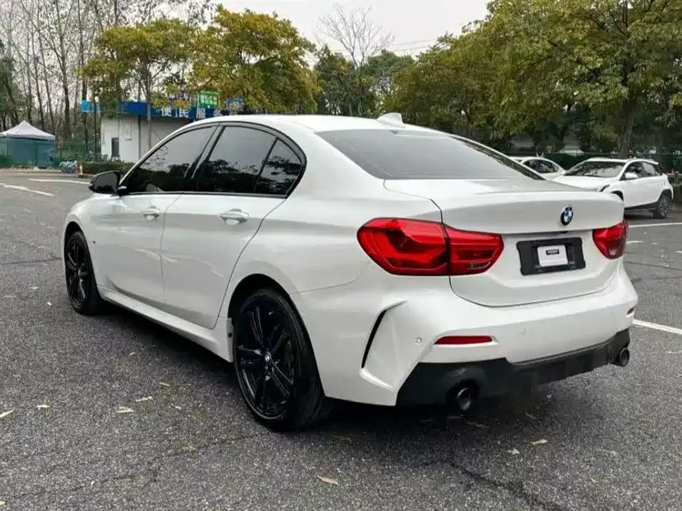 BMW 1 Series 2022 из CN, фото 5