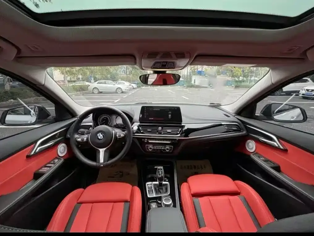 BMW 1 Series 2022 из CN, фото 2
