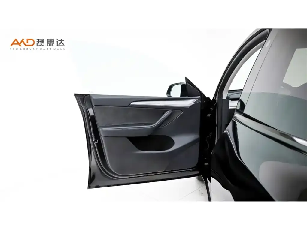 Tesla Model Y 2024 из CN, фото 10