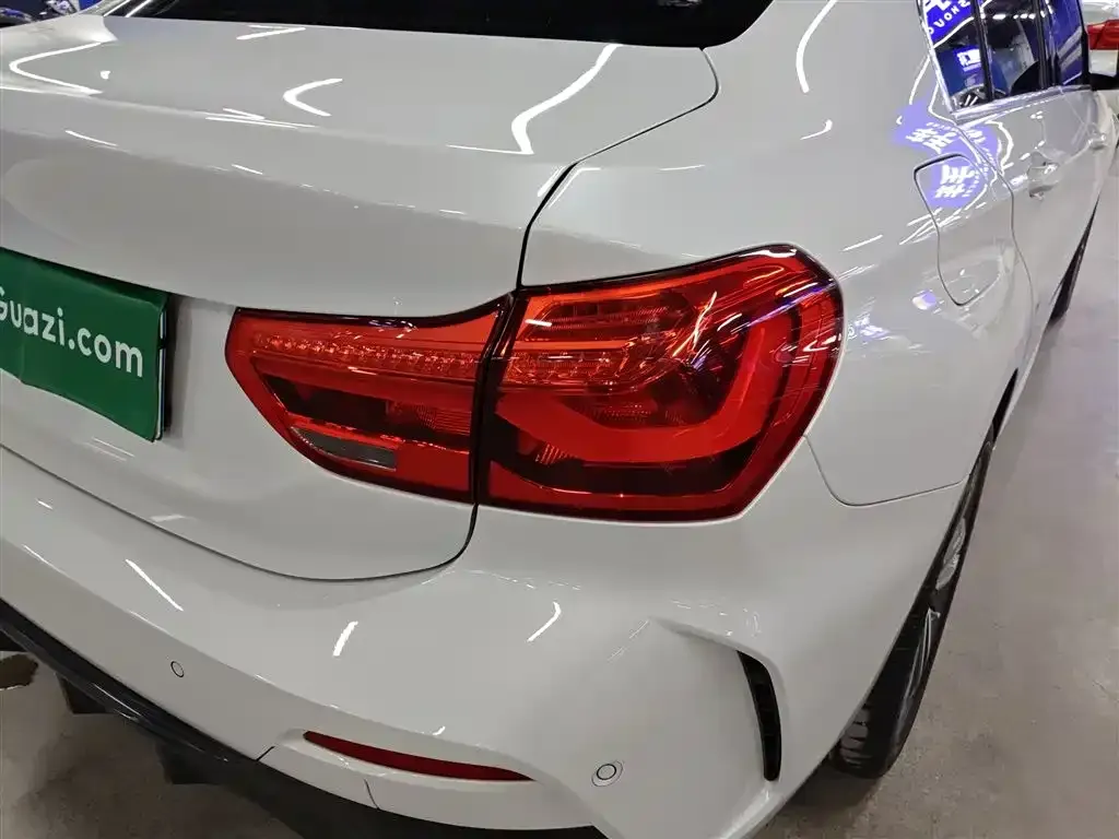 BMW 1 Series 2023 из CN, фото 2