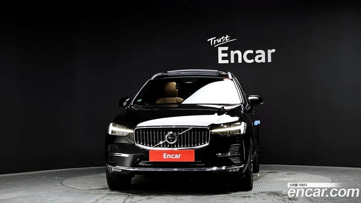 Volvo XC60 — фото 5