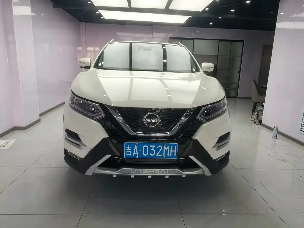 Nissan Qashqai 2022 из CN, фото 1