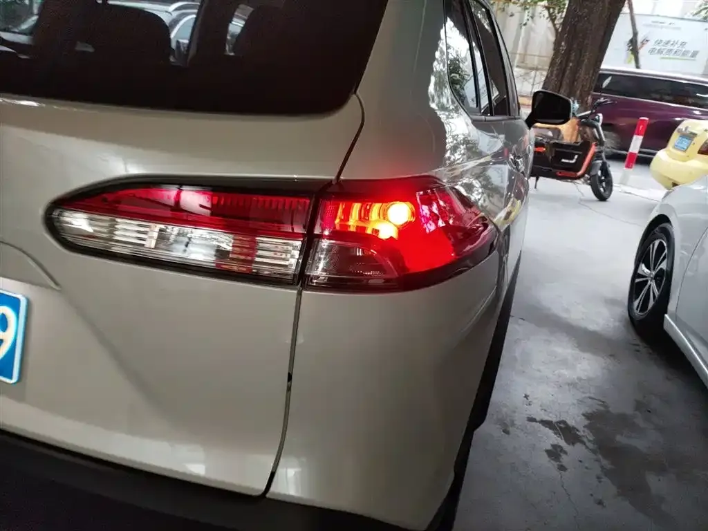 Toyota Frontlander 2024 из CN, фото 6