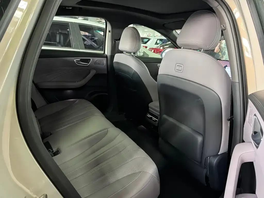Roewe M7 DMH 2025 из CN, фото 7
