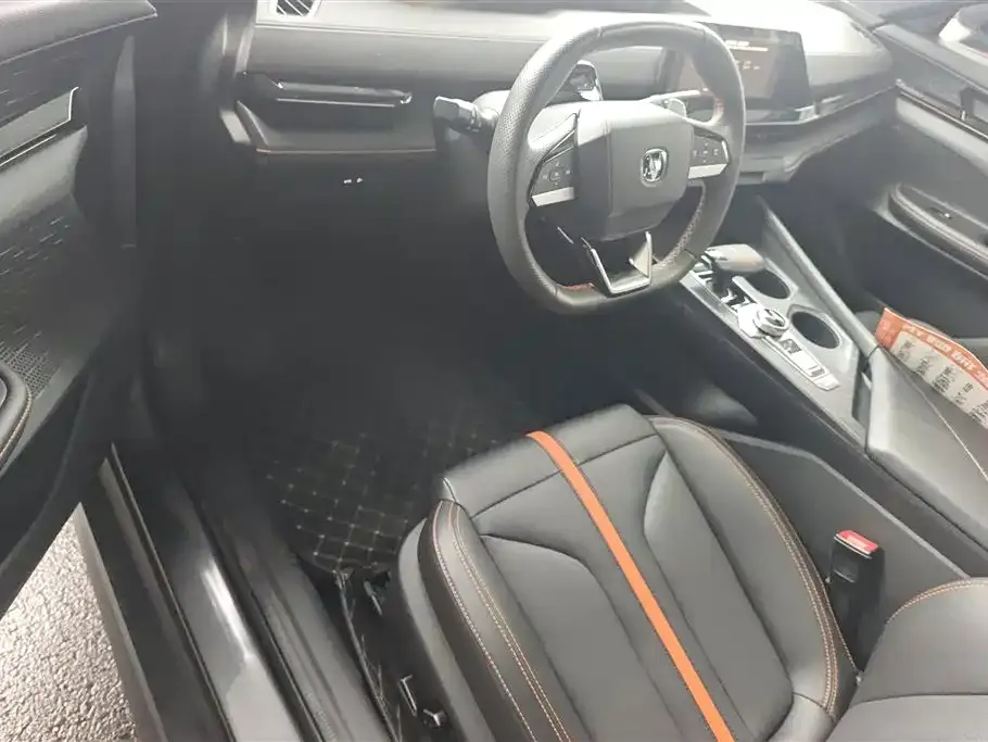 Changan UNI-V 2024 из CN, фото 5