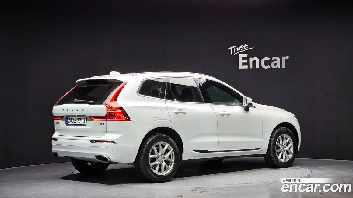 Volvo XC60 2021 из KR, фото 2