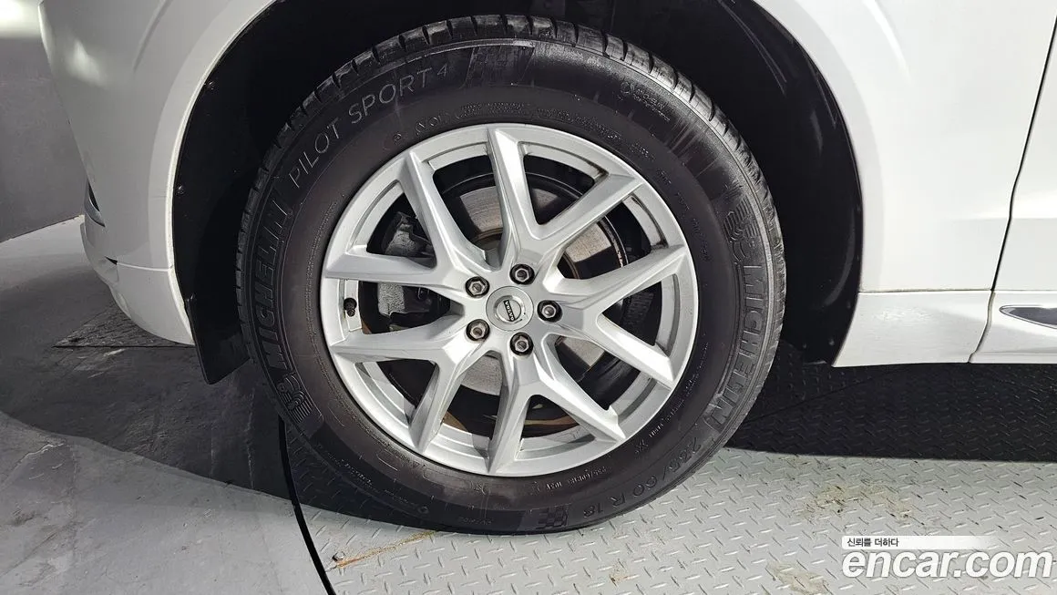 Volvo XC60 2021 из KR, фото 6