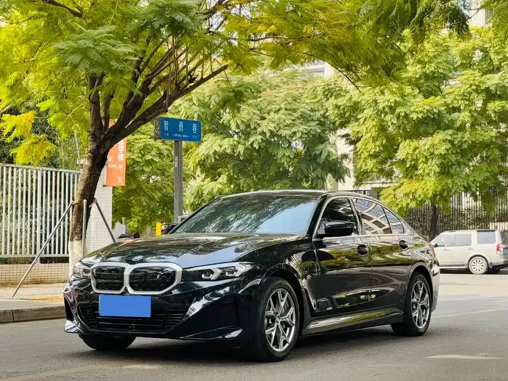 BMW i3 2024 из CN, фото 1