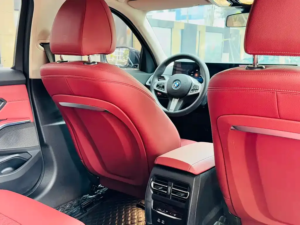 BMW i3 2024 из CN, фото 4