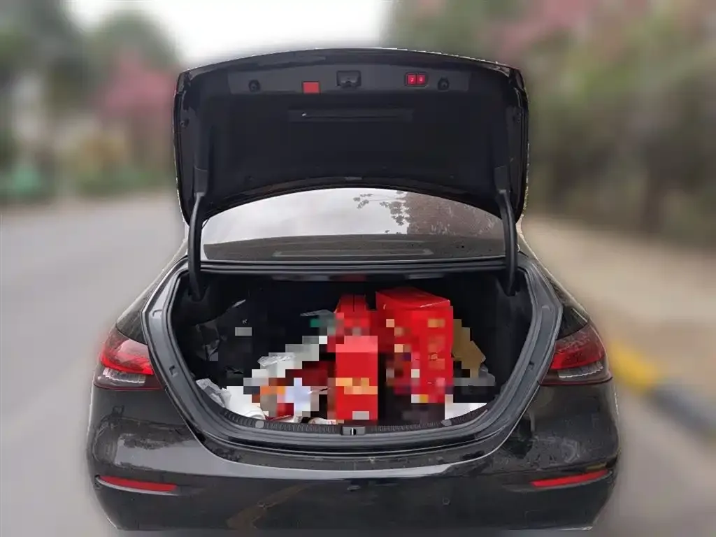 Mercedes-Benz E-Class 2022 из CN, фото 2